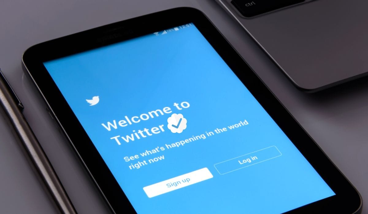 How to Sign Up for a Twitter Blue Subscription